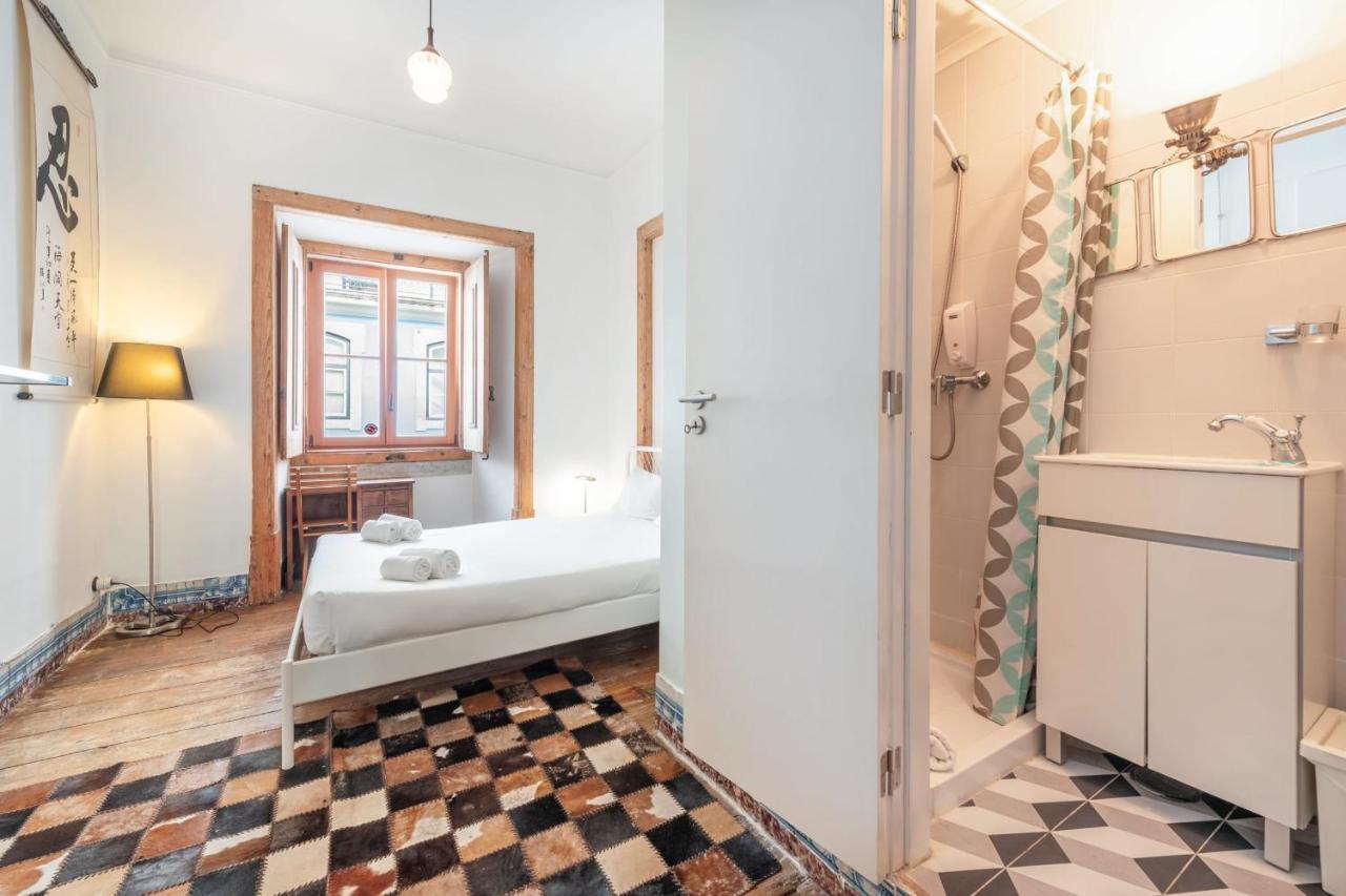 Guestready - Figueira Guesthouse ลิสบอน ภายนอก รูปภาพ