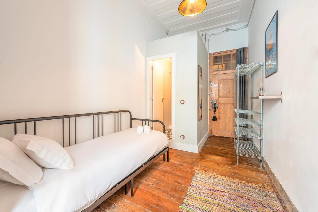 Guestready - Figueira Guesthouse ลิสบอน ภายนอก รูปภาพ