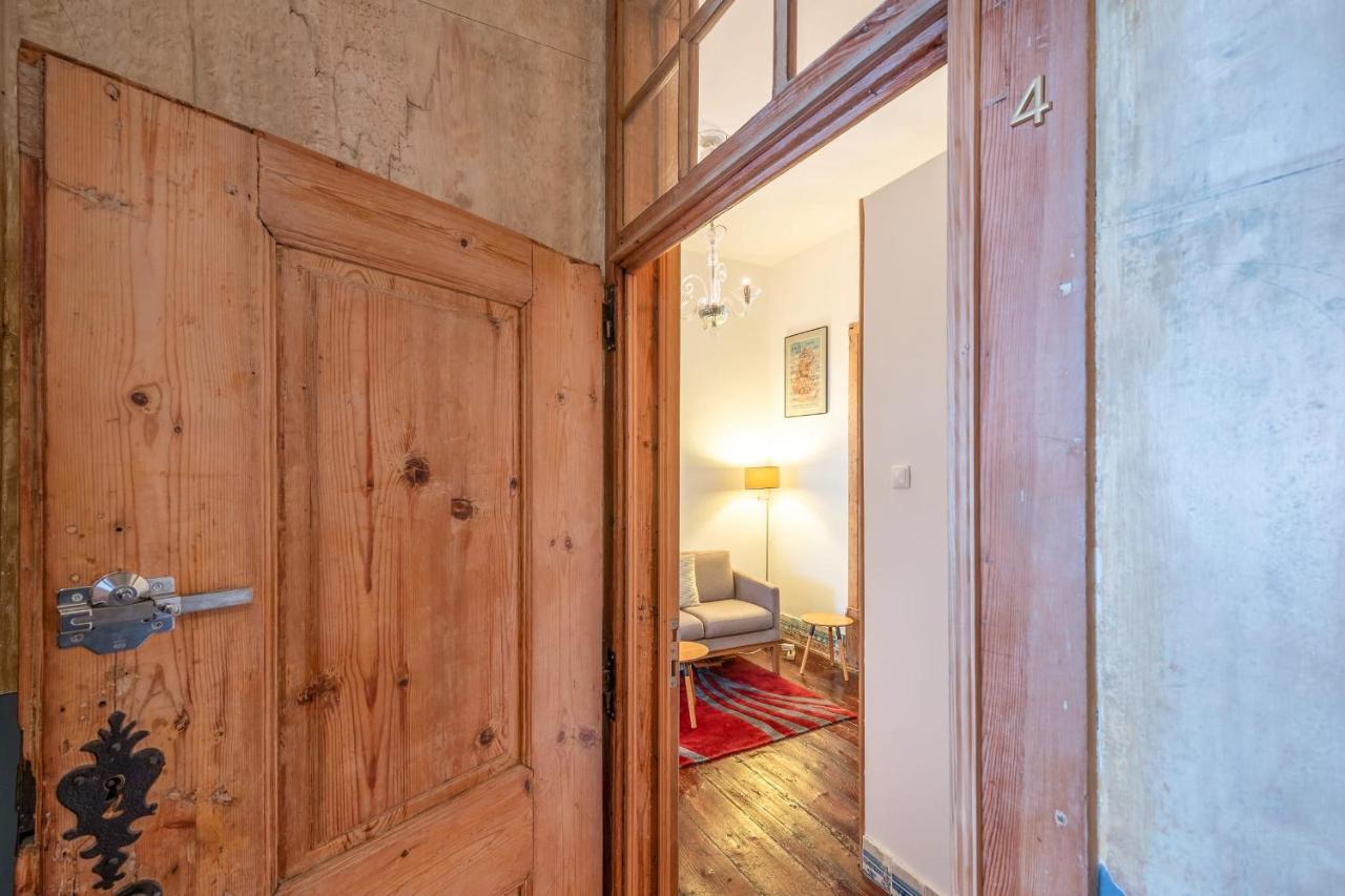 Guestready - Figueira Guesthouse ลิสบอน ภายนอก รูปภาพ